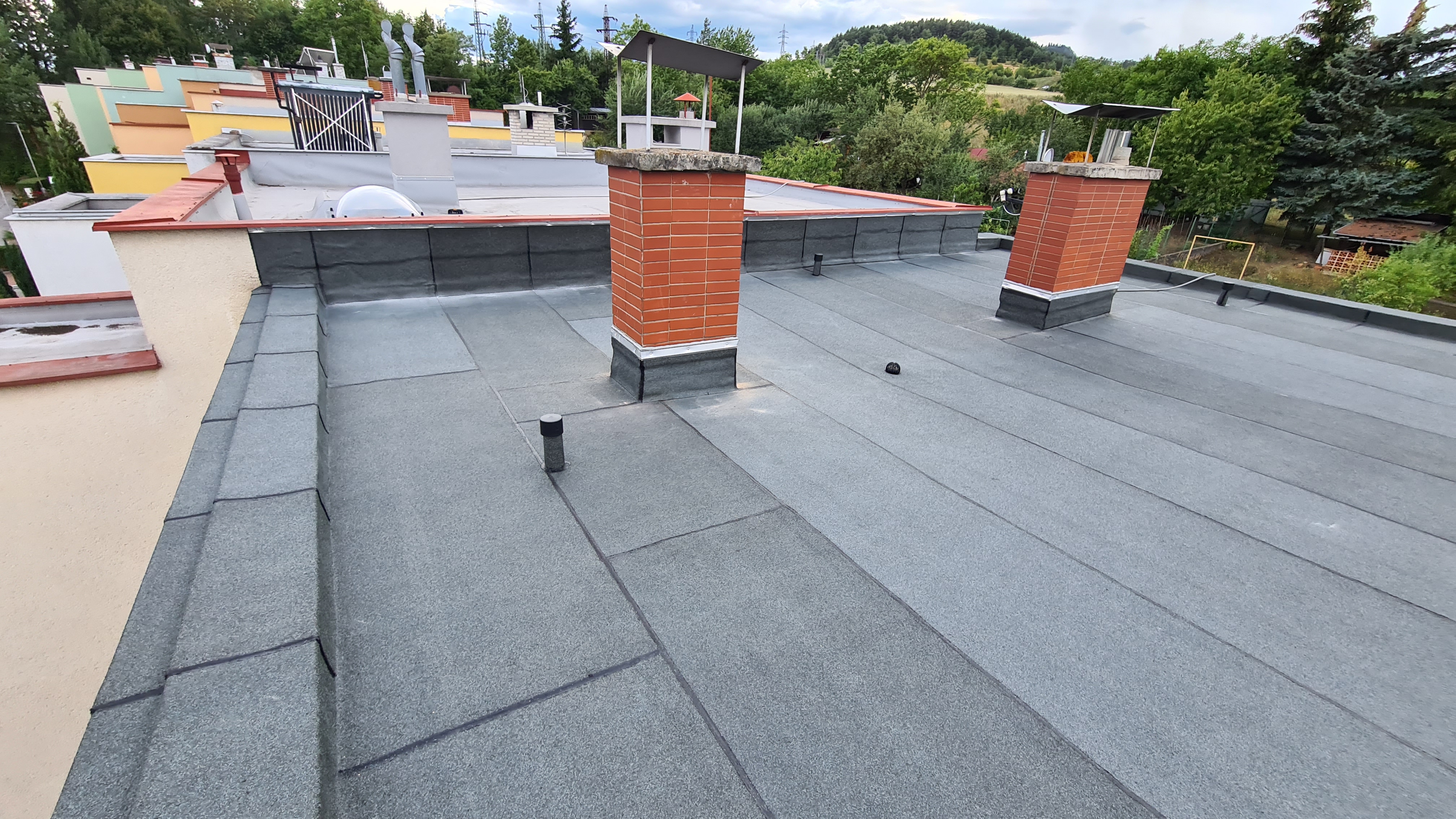 Banská Bystrica, rodinný dom - Oprava hydroizolácie plochej strechy so zateplením